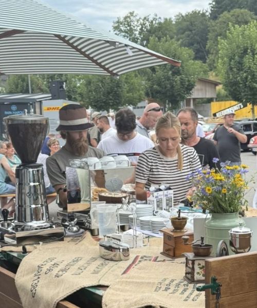 Das Kaffeemobil der Kaffeerösterei Jehle auf einer Veranstaltung
